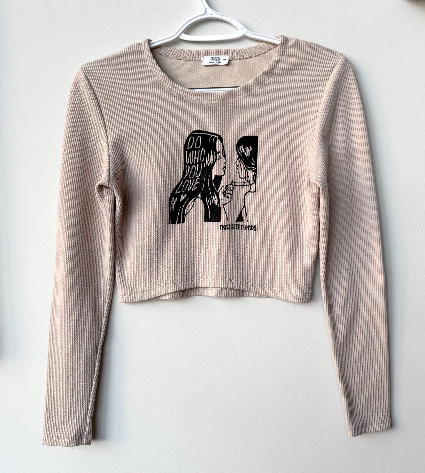 Do Who You Love Cropped Long Sleeve