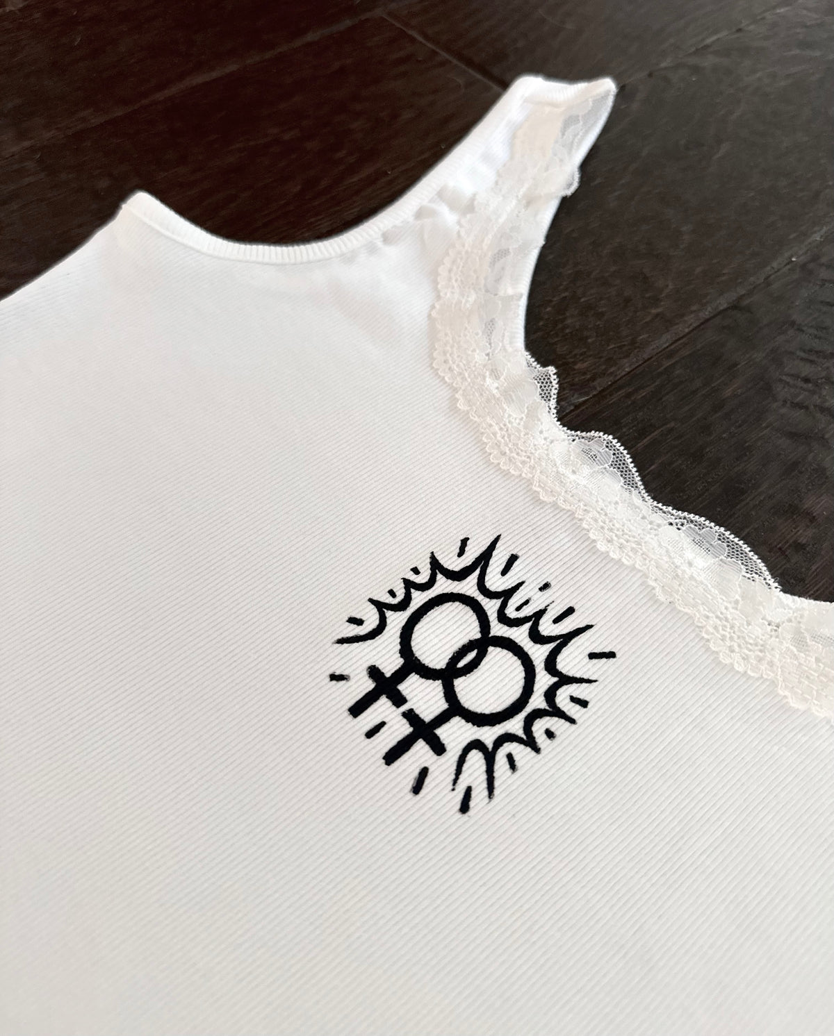 Double Venus Semi-Cropped Lace-Trim Tank