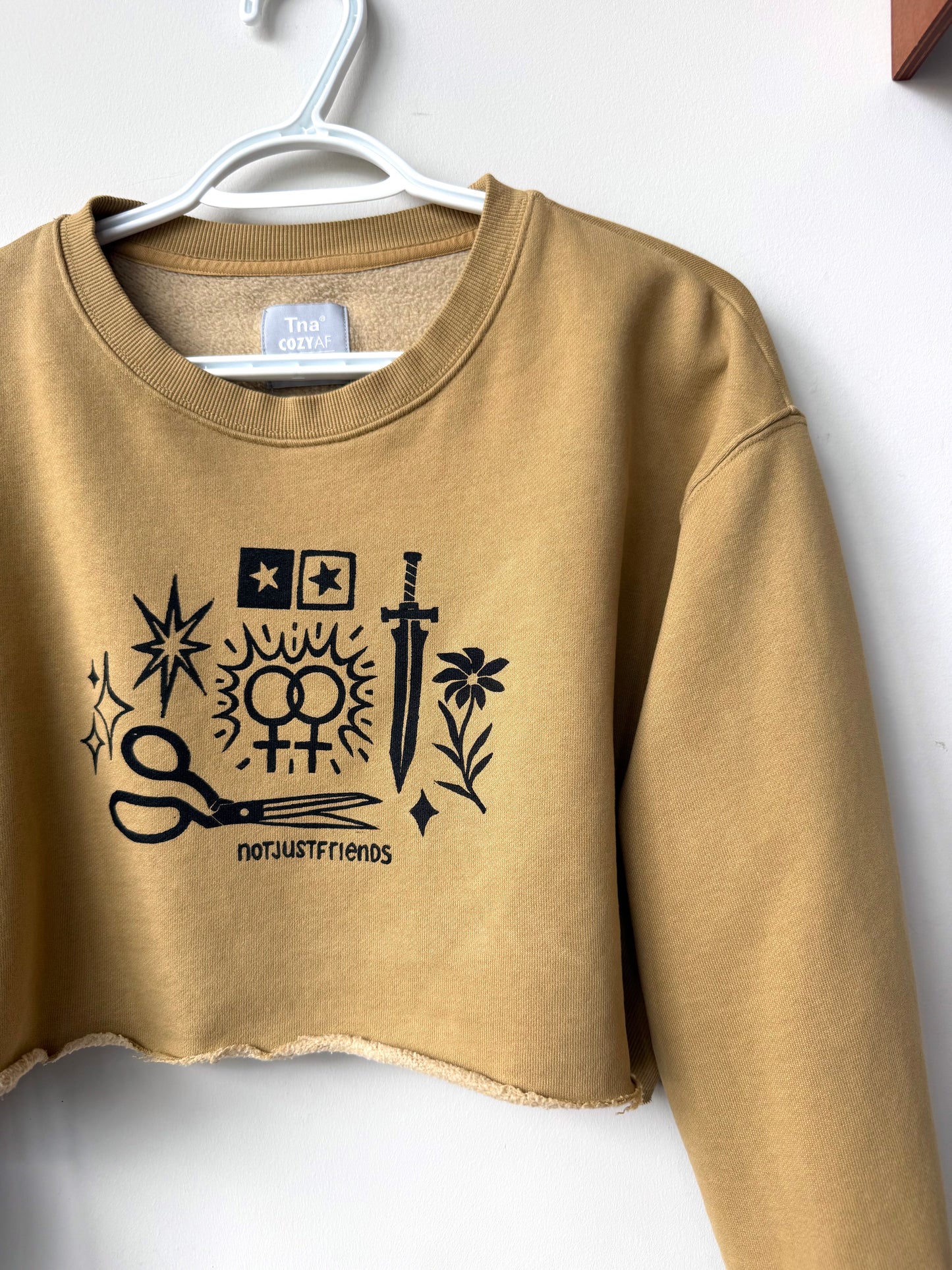 Patchwork Printed Cropped Crewneck