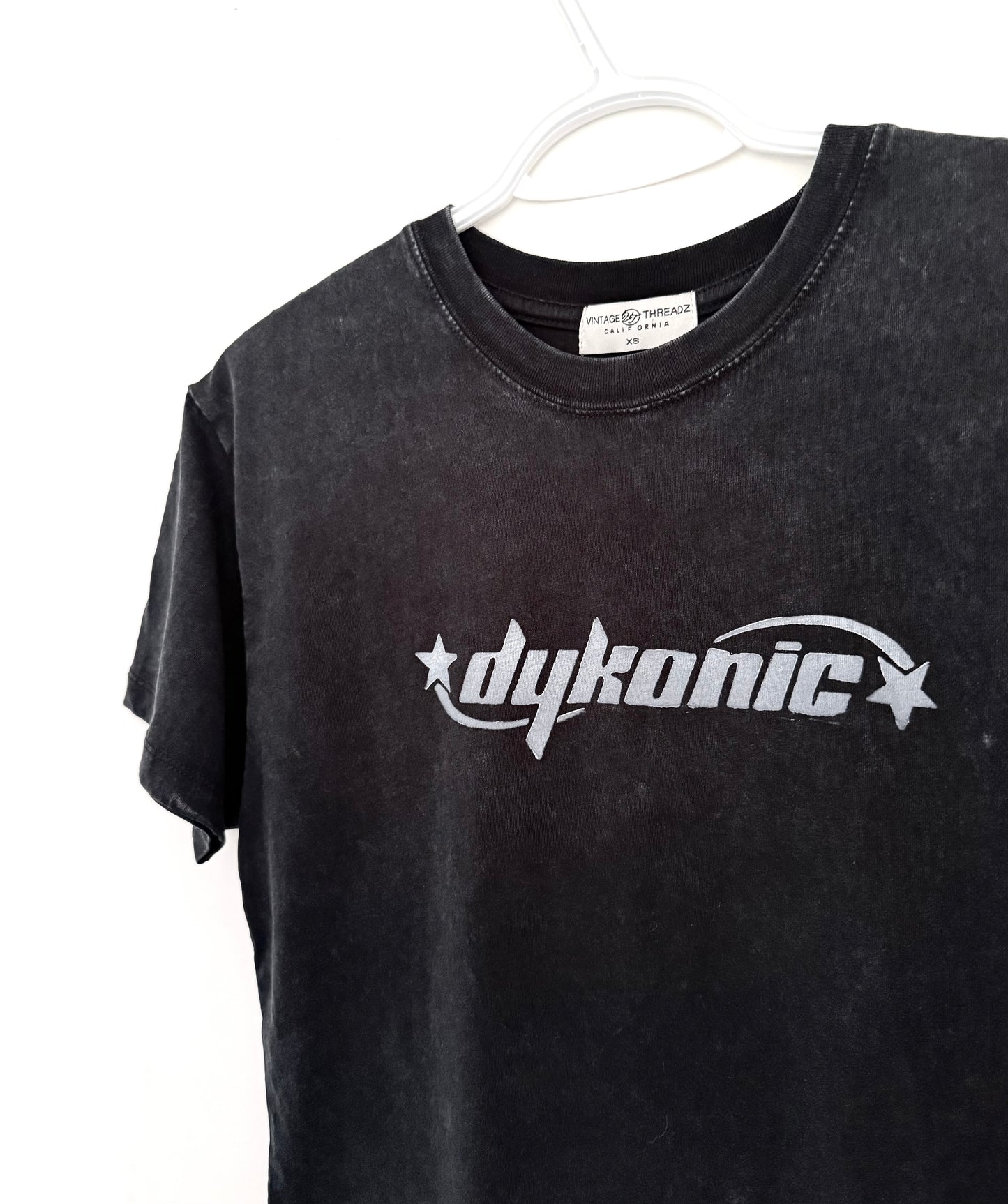 Dykonic Semi-Cropped T